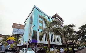 Royal Plaza Suites By Rak Rooms, Mangaluru